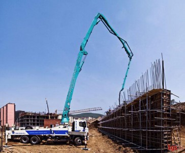 Concrete pump trucks от Ibbo: 