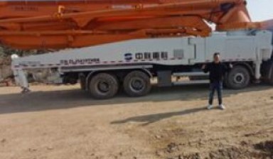Concrete pump trucks от Concrete Pump: ANTONELLI 1 photos
