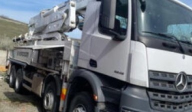 Concrete pump trucks от Sujan Maharjan: mercedes 1 photos