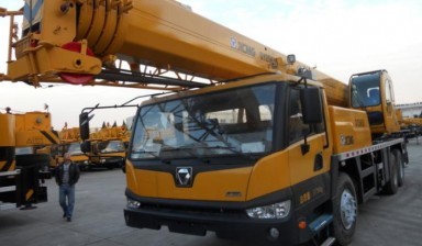 Aerial trucks от Lands: HOWO 1 photos