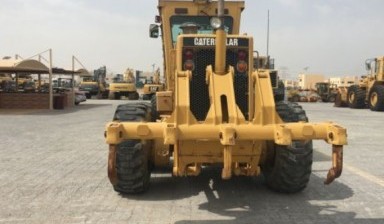 Graders от Pest Control: Caterpillar 1 photos