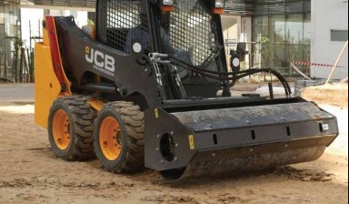 Skid-steer loaders от Latif: JCB 1 photos