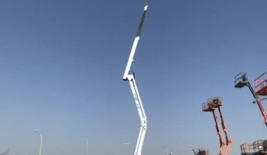 Aerial trucks от Sabgeneraltransport: Isuzu 1 photos