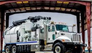 Sludge trucks от Sunbeltrentals: Mack 1 photos