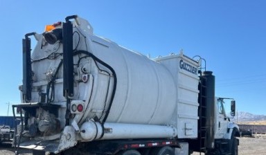 Sludge trucks от Silvercrownuae: Mack 1 photos