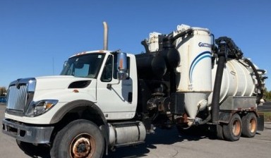 Sludge trucks от Primezonerental: Mack 1 photos