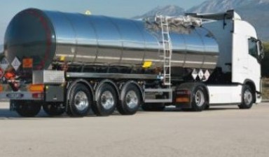 Gasoline trucks от Landlinkme: Volvo 1 photos
