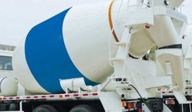 Объявление от Amphicc: «Operational rental of a concrete mixer truck» 1 photos