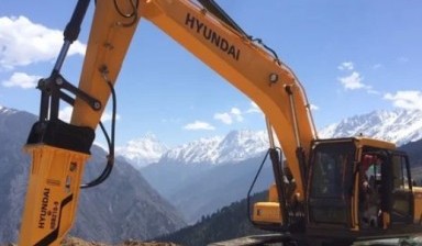 Rock breaker machine от Petropipeoilfield: Hyundai 1 photos
