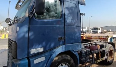 Semi-trailer truck от Manager:  1 photos