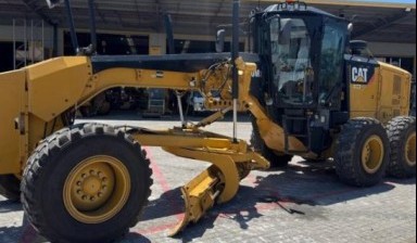 Graders от Manager: Caterpillar 1 photos