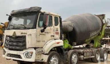 Concrete trucks от Manager: Howo 1 photos