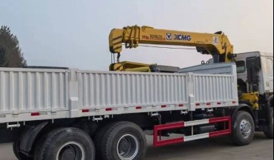 Manipulator trucks от Manager: Howo 1 photos